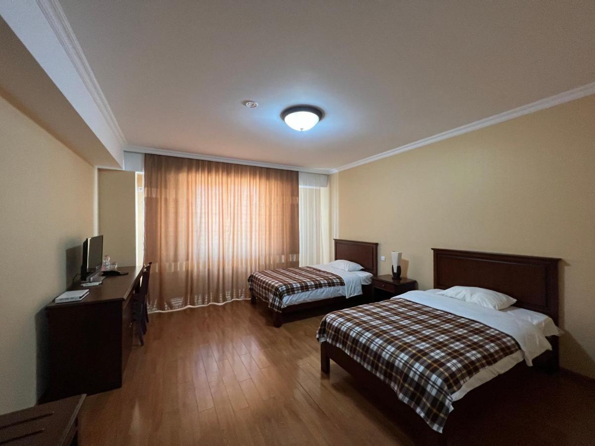 Bagrati 1003 Kutaisi Exterior foto